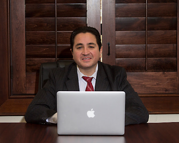El Paso Traffic Ticket Firm – Attorney Robert Navar
