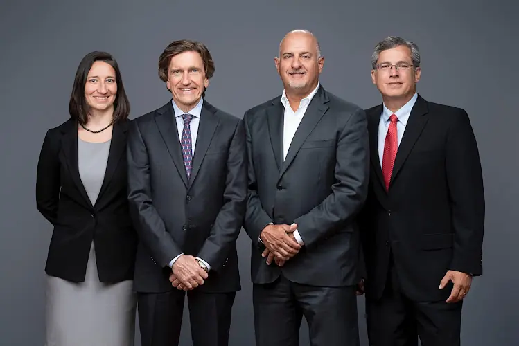 Hagelgans & Veronis, LLP