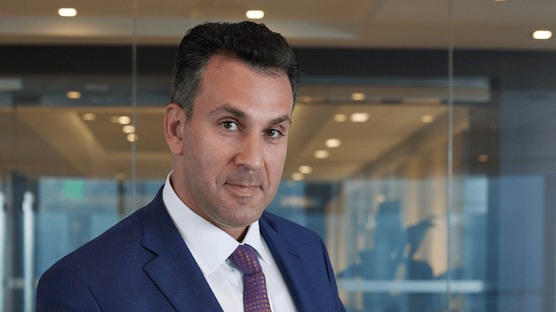 Robert Bond, Esquare