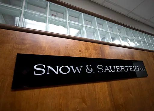 Snow & Sauerteig LLP