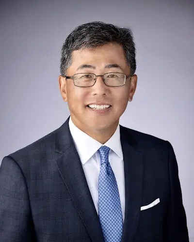 Attorney Portrait Expanded