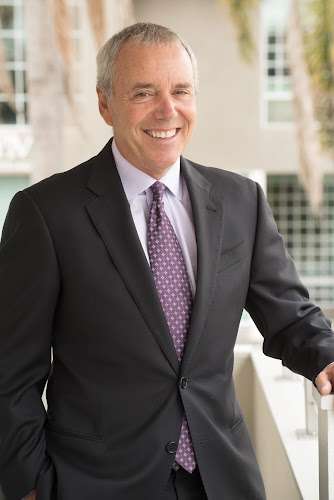 Michael D. Waks Long Beach Personal Injury Lawyer & Car Accident Attorney