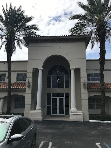 Eduardo De La Cruz-Munoz P.A.