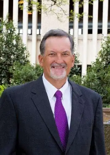 Smithee & Russell, LLP