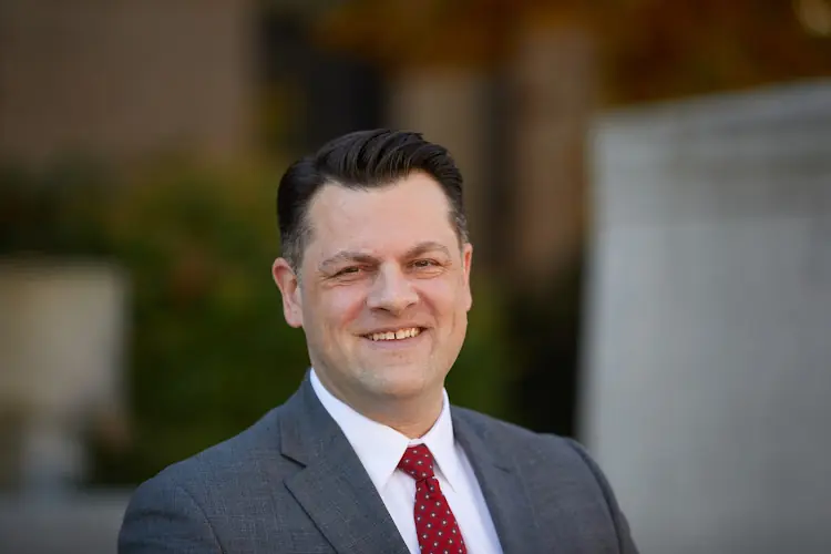 Attorney Portrait Expanded