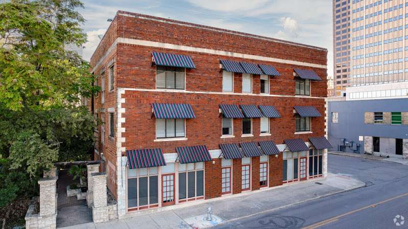 The Law Office Of Munoz & Paltz, PLLC