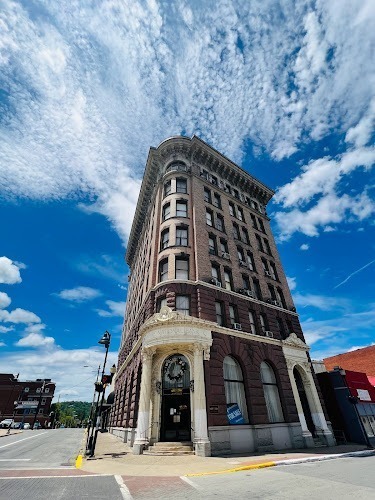 McNeer, Highland, McMunn & Varner L.C.