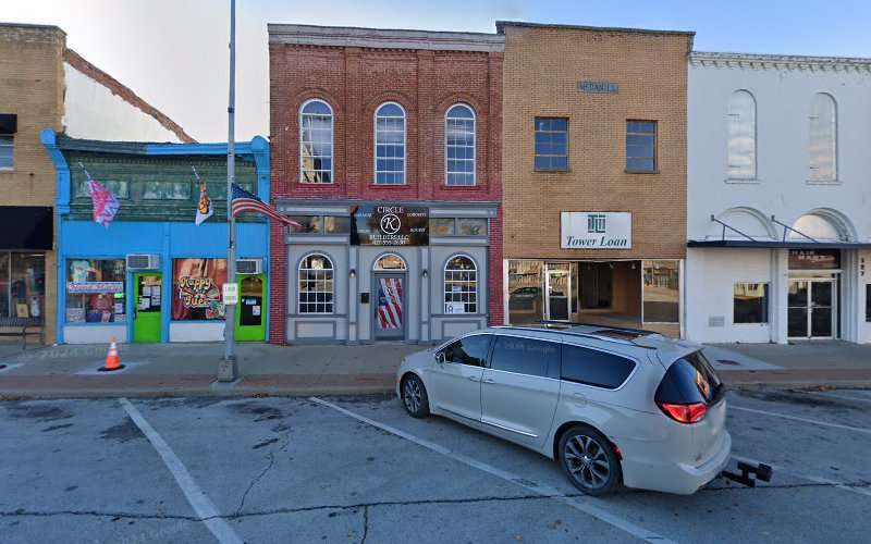 Ewing & Hoberock: Ewing Jr Lynn M