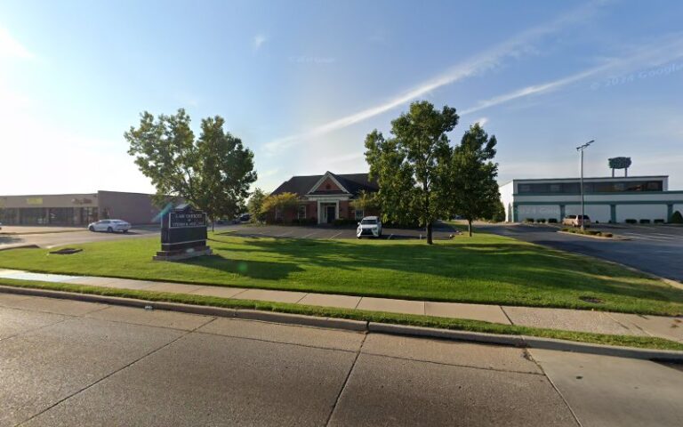 Laura Nowinski: Law Offices of Steven K. Deig, LLC