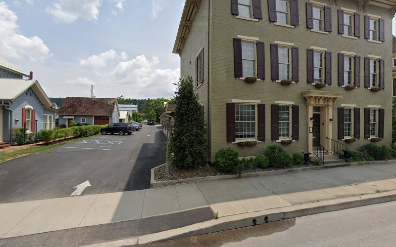 Groover and Lobos, LLC