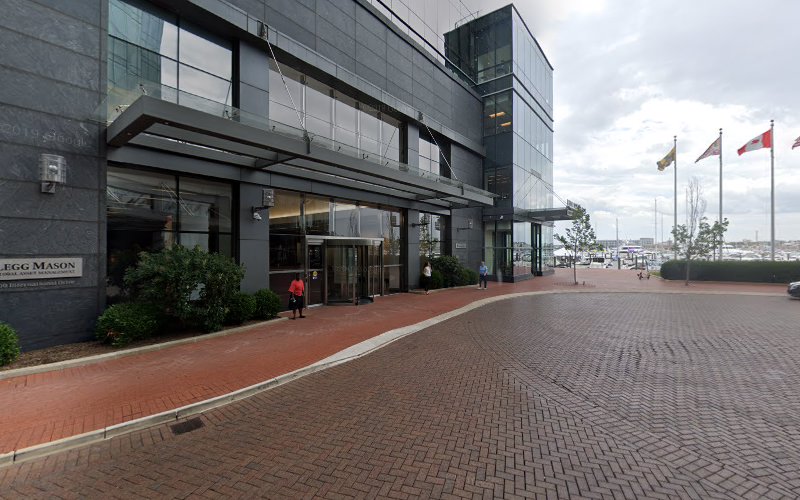 Hogan Lovells : Barley Steven