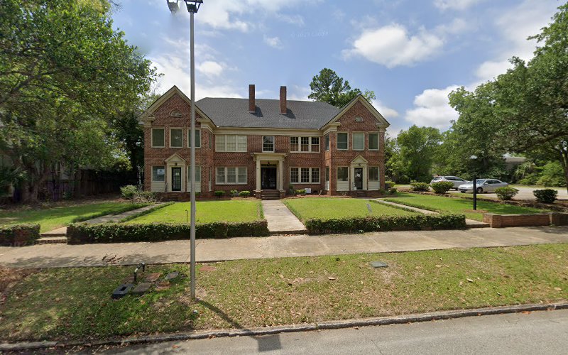 CHISOLM TRIMBLE & ASSOCIATES