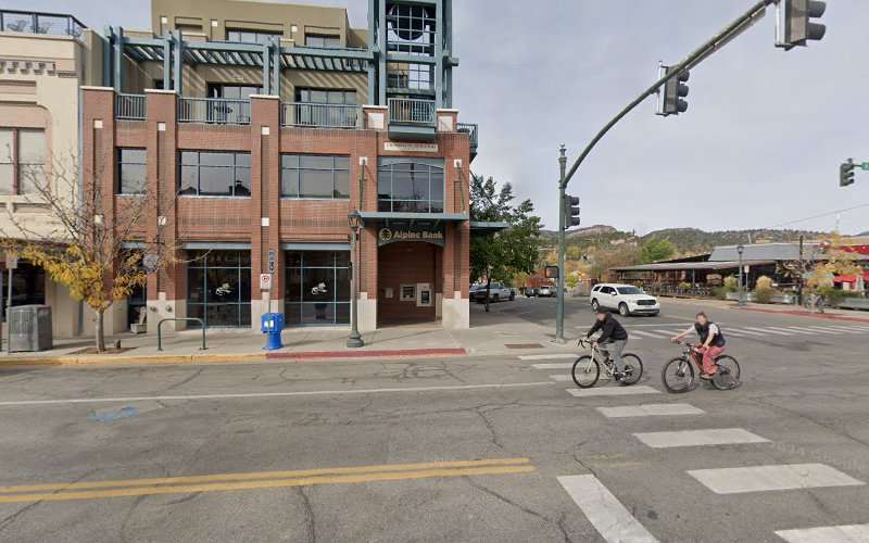 Nicole Vette, Attorney