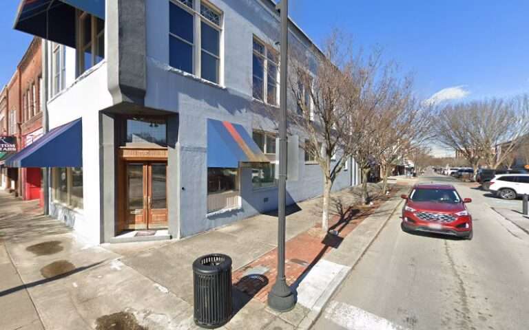 Devault Charlton R Jr Office