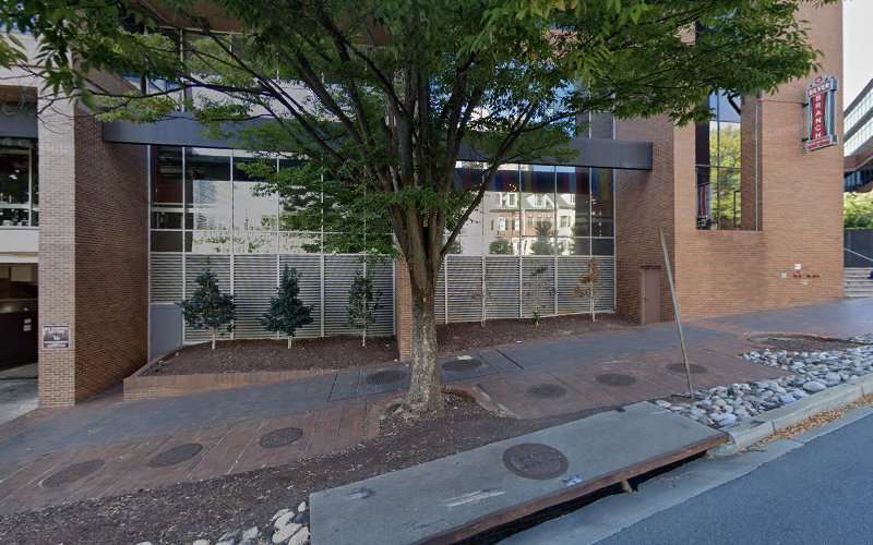 Law Offices Of Jeanett P. Henry