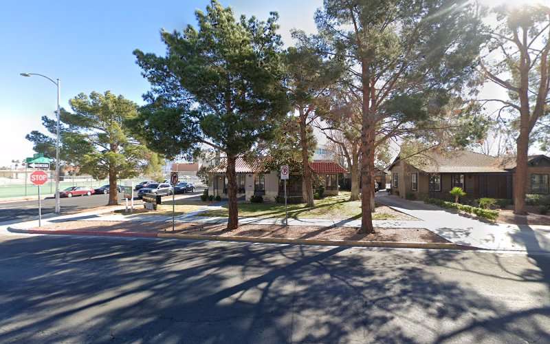 Snavely III Luther M