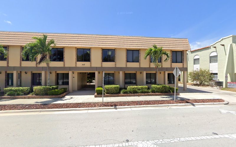 Carol Waxman Attorney