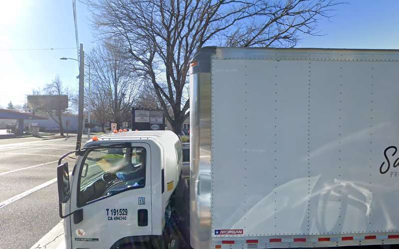 Daphine Z Xiao Law Office