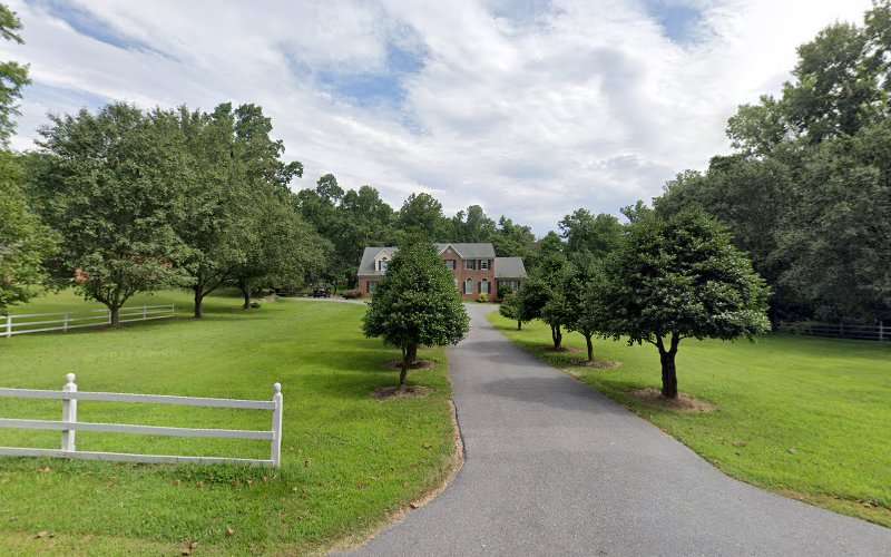 S.R. Ellis & Associates